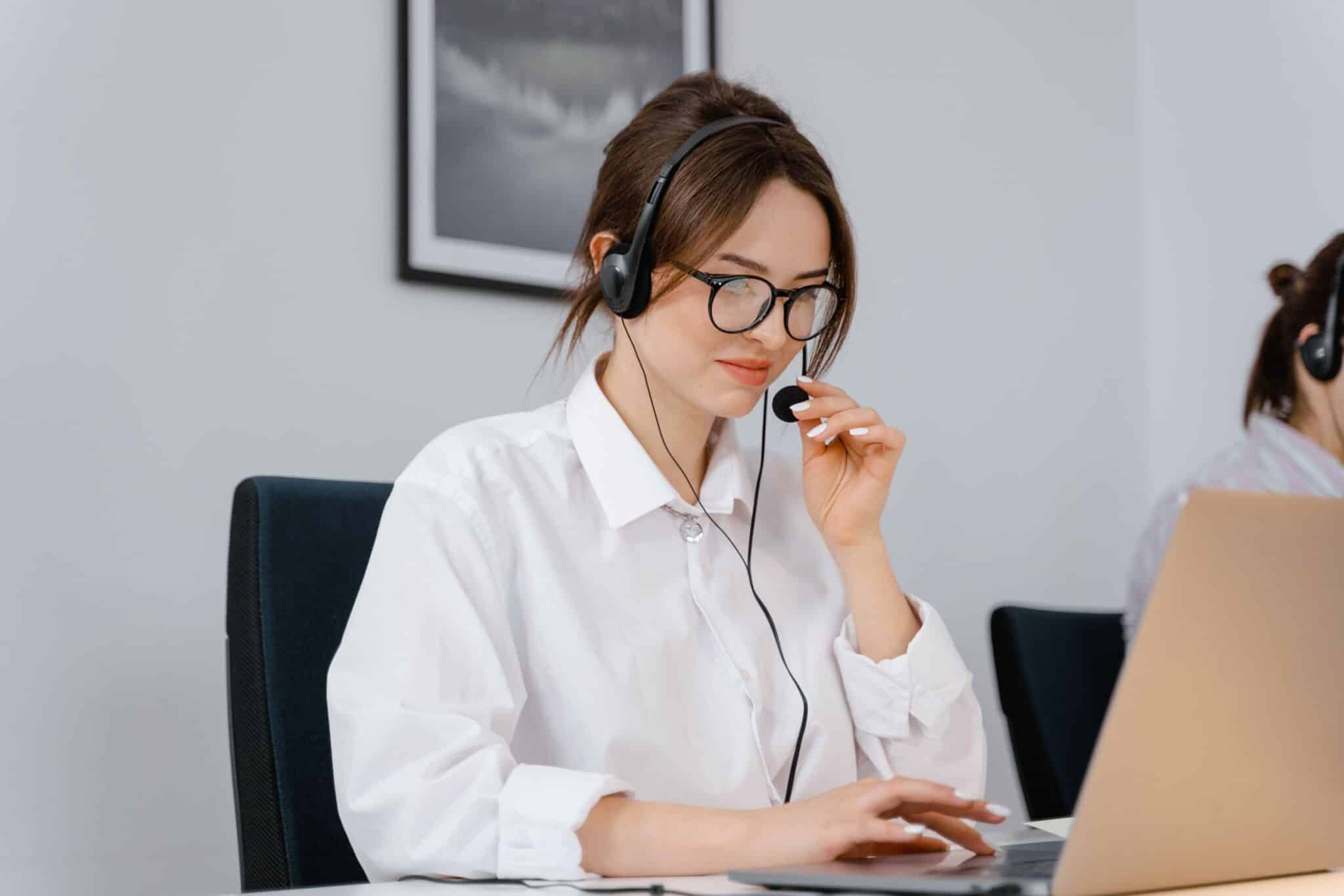 Best AI Customer Service Software for Ecommerce Brands