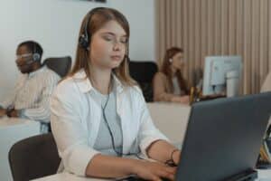 AI Customer Service Software for High-Volume Ecommerce Brands