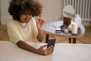 AI Customer Service Software for Cosmetics Brands